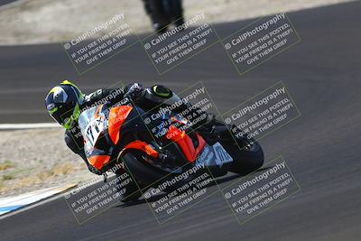 media/Sep-06-2025-CRA (Sat) [[cd32356307]]/Races/Race 2/